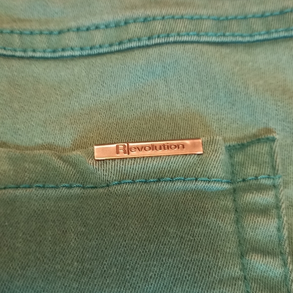 Revolution by Ricki's Teal Capri Jeggings - Picture 7 of 7